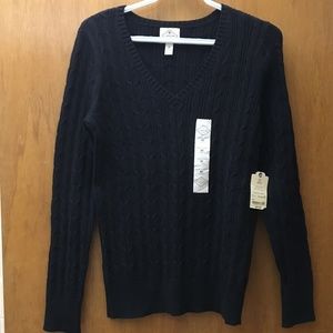 Nwt black v-neck soft touch cable knit sweater